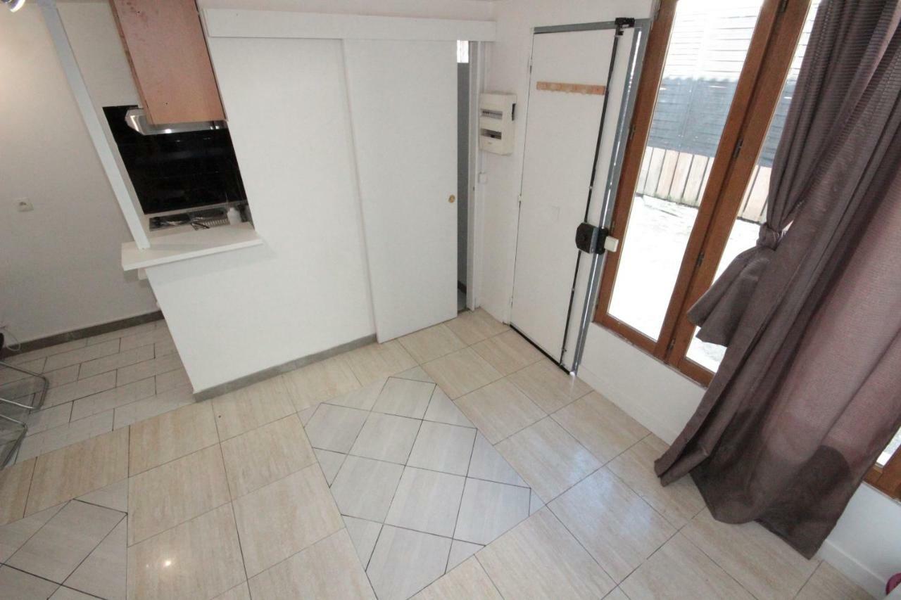 Ymmo 93500 Pantin Exterior foto